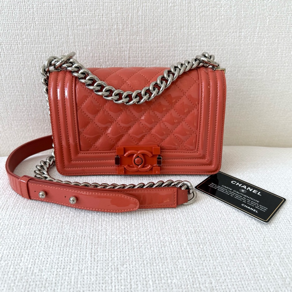 CHANEL Boy Patent Quilted Shoulder Bag in Coral